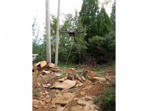 轿顶山风景区工人安装现场2